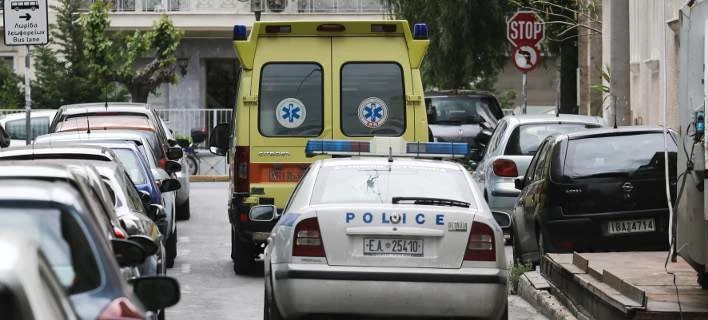 Άγριος καυγάς και μαχαιρώματα μεταξύ αλλοδαπών μέρα-μεσημέρι στο κέντρο της Αθήνας!